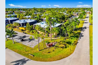 4001 Sandlewood Ln #4, Fort Myers, FL 33907 - Photo 36