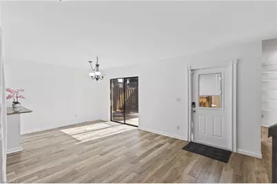 4001 Sandlewood Ln #4, Fort Myers, FL 33907 - Photo 4