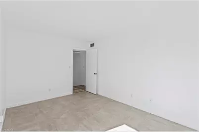 4001 Sandlewood Ln #4, Fort Myers, FL 33907 - Photo 28