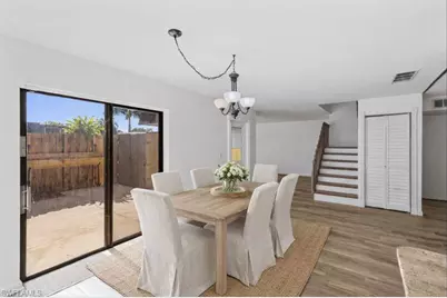 4001 Sandlewood Ln #4, Fort Myers, FL 33907 - Photo 10