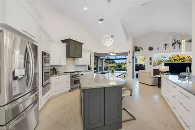 2041 Prince Dr, Naples, FL 34110 - Photo 10