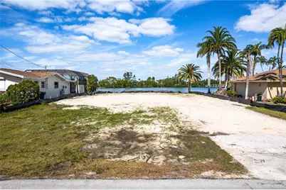 251 6th St, Bonita Springs, FL 34134 - Photo 16