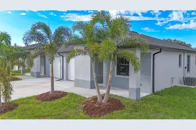 847 Duplex St E, Lehigh Acres, FL 33974 - Photo 2
