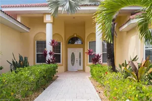 3730 SE 18th Pl, Cape Coral, FL 33904 - Photo 2