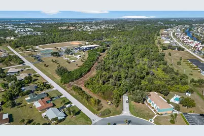 3596 Cape Haze Dr, Rotonda West, FL 33947 - Photo 6