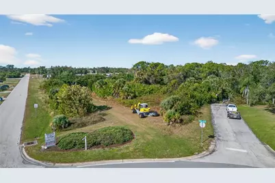 3596 Cape Haze Dr, Rotonda West, FL 33947 - Photo 4