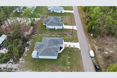 1103 W 13th St, Lehigh Acres, FL 33972 - Photo 40