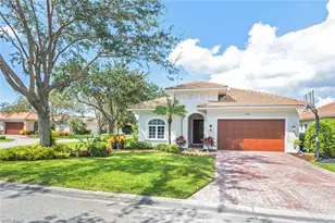 10800 Fieldfair Dr, Naples, FL 34119 - Photo 2
