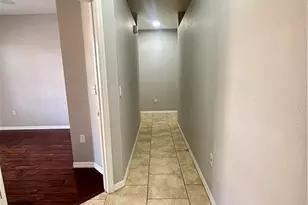 7350 Bristol Cir, Naples, FL 34120 - Photo 14