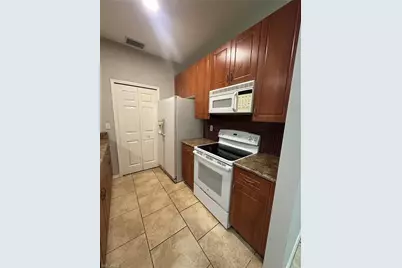 7350 Bristol Cir, Naples, FL 34120 - Photo 4