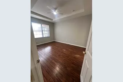 7350 Bristol Cir, Naples, FL 34120 - Photo 10