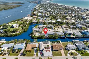 351 Jefferson Ct, Fort Myers Beach, FL 33931 - Photo 2