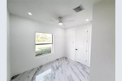 852 Chipley St E, Lehigh Acres, FL 33974 - Photo 32