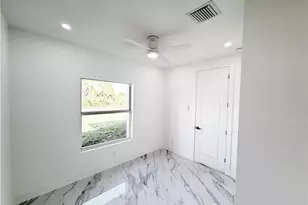 852 Chipley St E, Lehigh Acres, FL 33974 - Photo 32