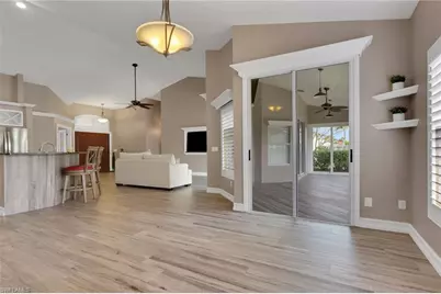 2174 E Crown Pointe Blvd, Naples, FL 34112 - Photo 8