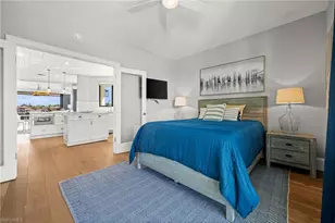 4400 Gulf Shore Blvd N, Naples, FL 34103 - Photo 32