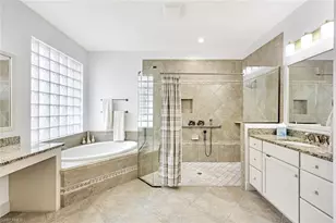 7655 Martino Cir, Naples, FL 34112 - Photo 18