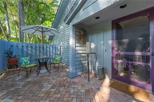 1337 Solana Rd, Naples, FL 34103 - Photo 2