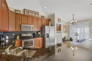 1287 Briarwood Ct, Naples, FL 34104 - Photo 16