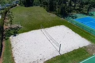 1287 Briarwood Ct, Naples, FL 34104 - Photo 32