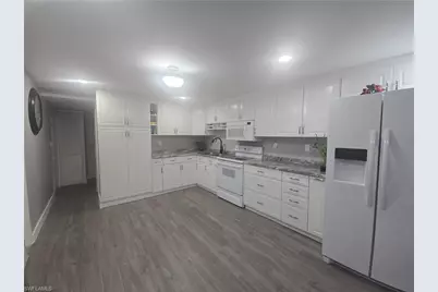 9 Moonstone Cir #M9, Naples, FL 34112 - Photo 6