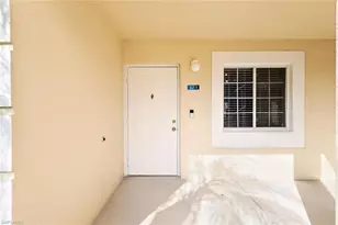 7818 Emerald Cir, Naples, FL 34109 - Photo 4