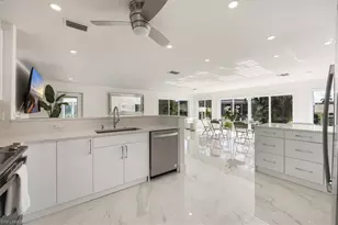 16 Knights Bridge Rd, Naples, FL 34112 - Photo 10