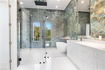 705 16th St NE, Naples, FL 34120 - Photo 10