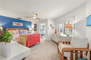 571 Beachwalk Cir, Naples, FL 34108 - Photo 8