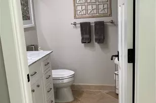 1910 Gulf Shore Blvd N, Naples, FL 34102 - Photo 26