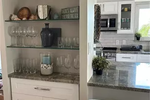 1910 Gulf Shore Blvd N, Naples, FL 34102 - Photo 14