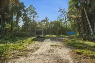 491 21st St NW, Naples, FL 34120 - Photo 44