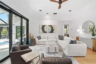 1506 Jewel Box Ave, Naples, FL 34102 - Photo 6