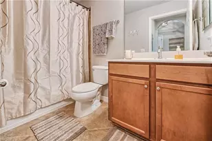 9727 Acqua Ct, Naples, FL 34113 - Photo 16