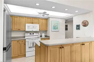 657 Seaview Ct, Marco Island, FL 34145 - Photo 6