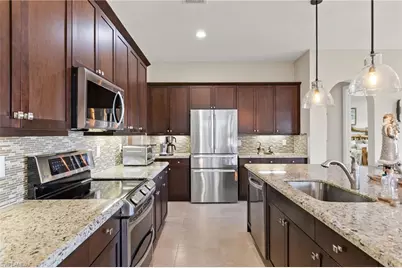 9323 Glenforest Dr, Naples, FL 34120 - Photo 12