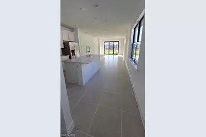 20254 Hartford Blvd, Estero, FL 33928 - Photo 2