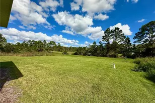 933 Oxford Ave S, Lehigh Acres, FL 33974 - Photo 14