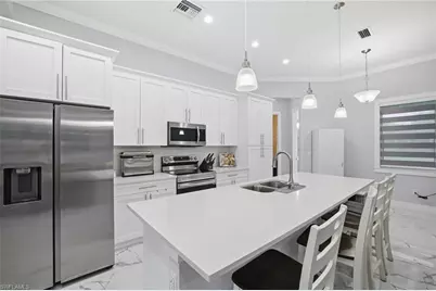 2842 8th Ave NE, Naples, FL 34120 - Photo 8