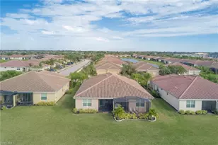 1692 Alameda Dr, Naples, FL 34120 - Photo 22