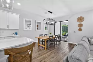 2318 Tangerine Ln, Naples, FL 34120 - Photo 10