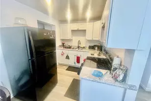 1339 5th Ave N, Naples, FL 34102 - Photo 6