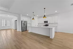 1779 Hagen Ct, Naples, FL 34120 - Photo 2