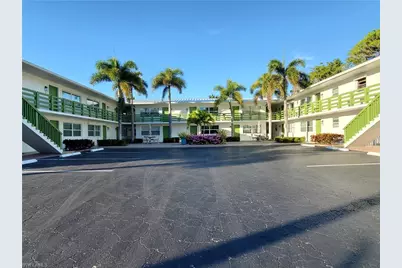 975 9th Ave S #5, Naples, FL 34102 - Photo 1