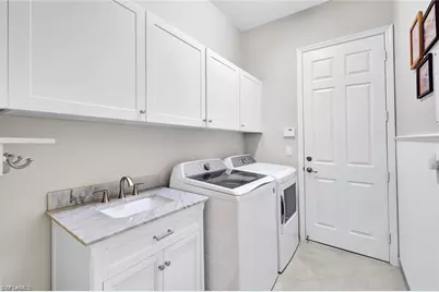 3407 Baltic Dr, Naples, FL 34119 - Photo 20