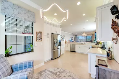 3407 Baltic Dr, Naples, FL 34119 - Photo 10