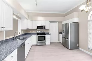 2389 Piccadilly Circus, Naples, FL 34112 - Photo 4