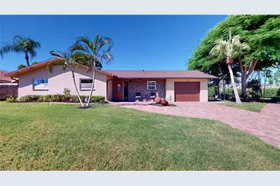 27514 Playa Del Rey Ln, Bonita Springs, FL 34135 - Photo 1