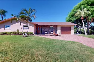 27514 Playa Del Rey Ln, Bonita Springs, FL 34135 - Photo 1