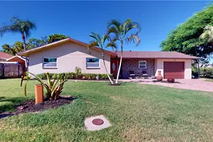 27514 Playa Del Rey Ln, Bonita Springs, FL 34135 - Photo 30